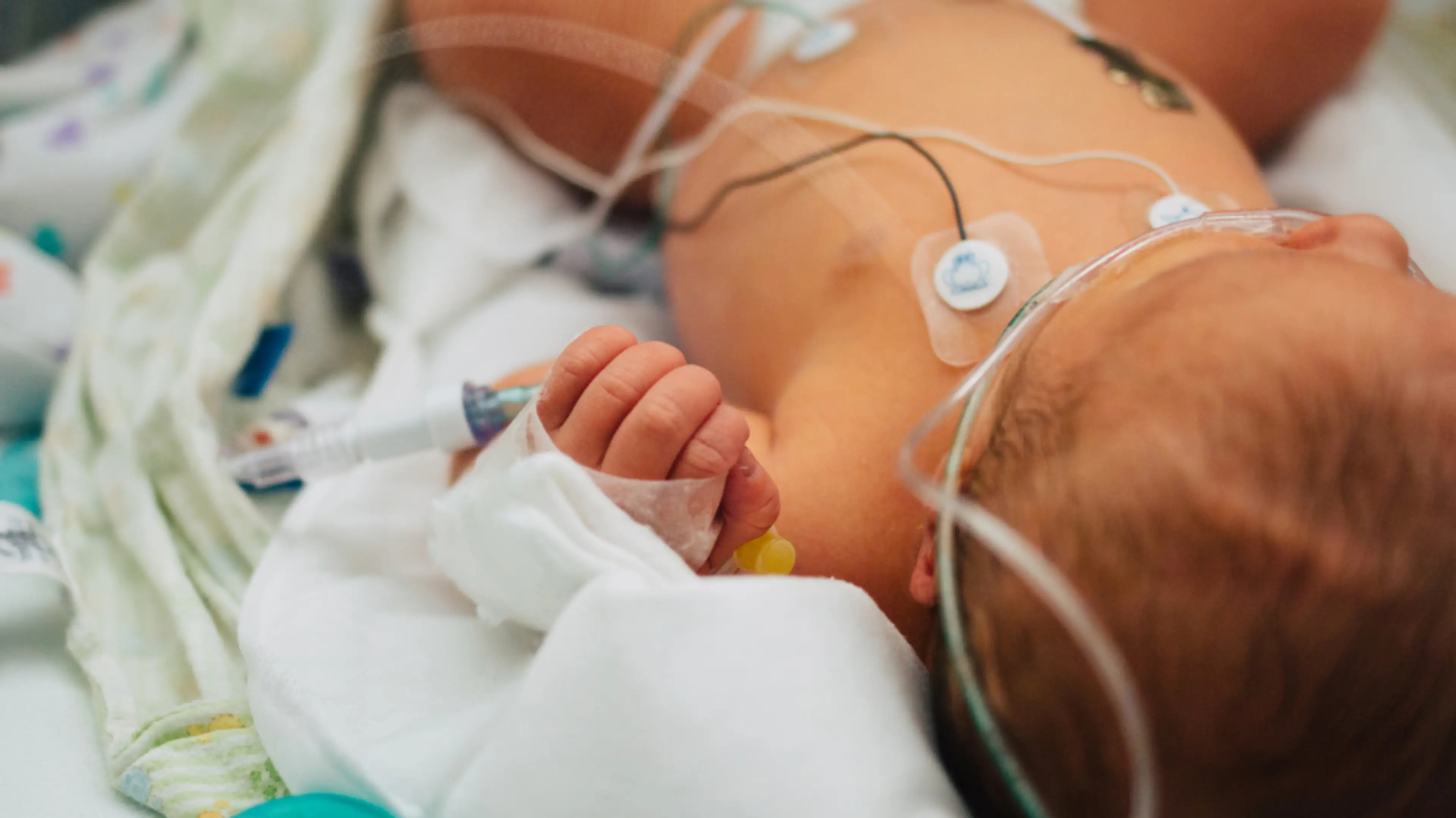 Image for article 5 Easy Ways to Support NICU Parents